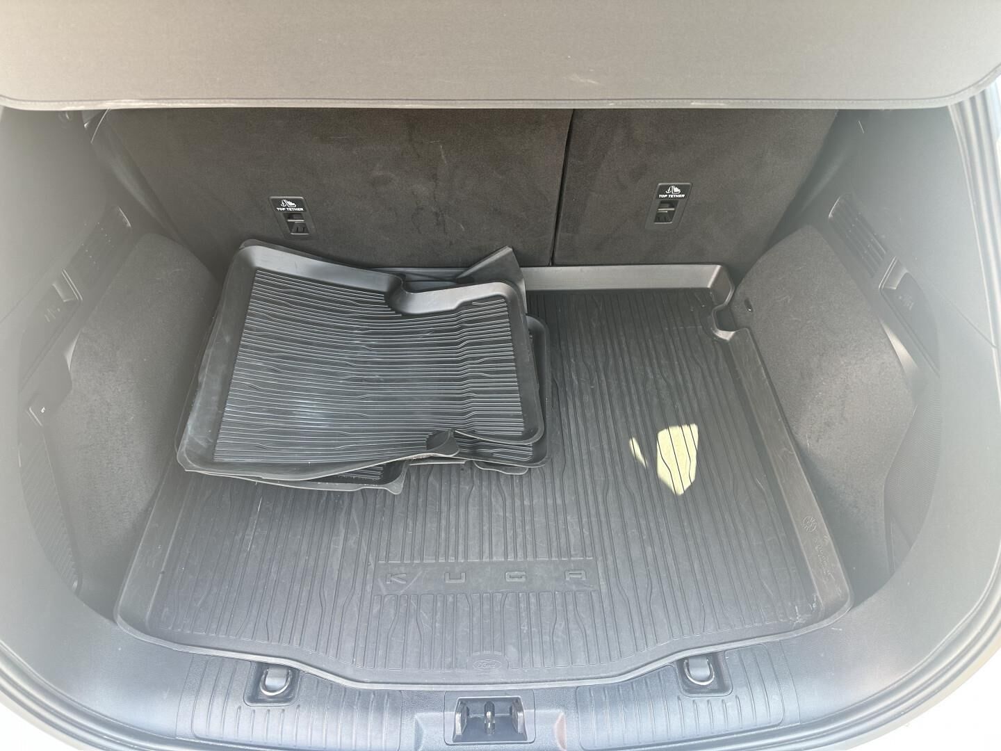 Billede af Ford Kuga 2,5 Plugin-hybrid ST-Line X CVT 225HK 5d Trinl. Gear