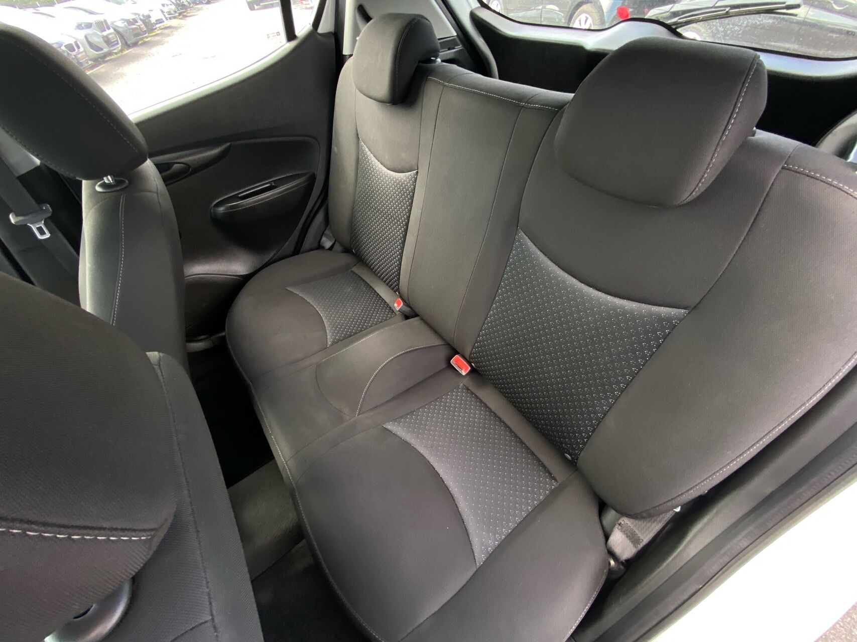 Billede af Opel Karl 1,0 Enjoy 75HK 5d