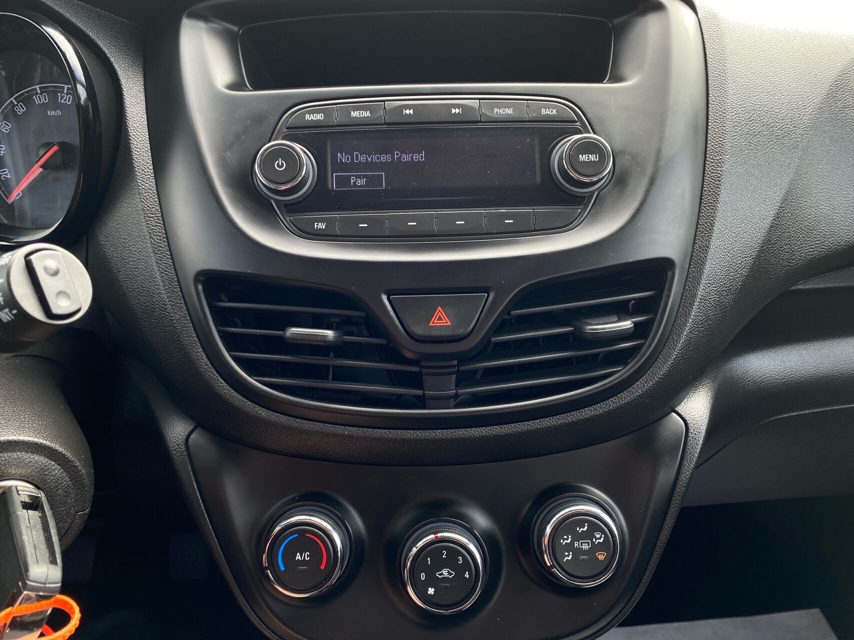 Billede af Opel Karl 1,0 Enjoy 75HK 5d