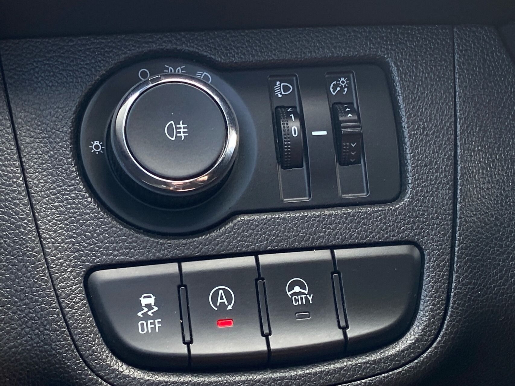 Billede af Opel Karl 1,0 Enjoy 75HK 5d