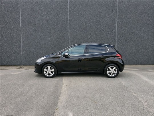 Peugeot 208 1,6 BlueHDi Allure 100HK 5d