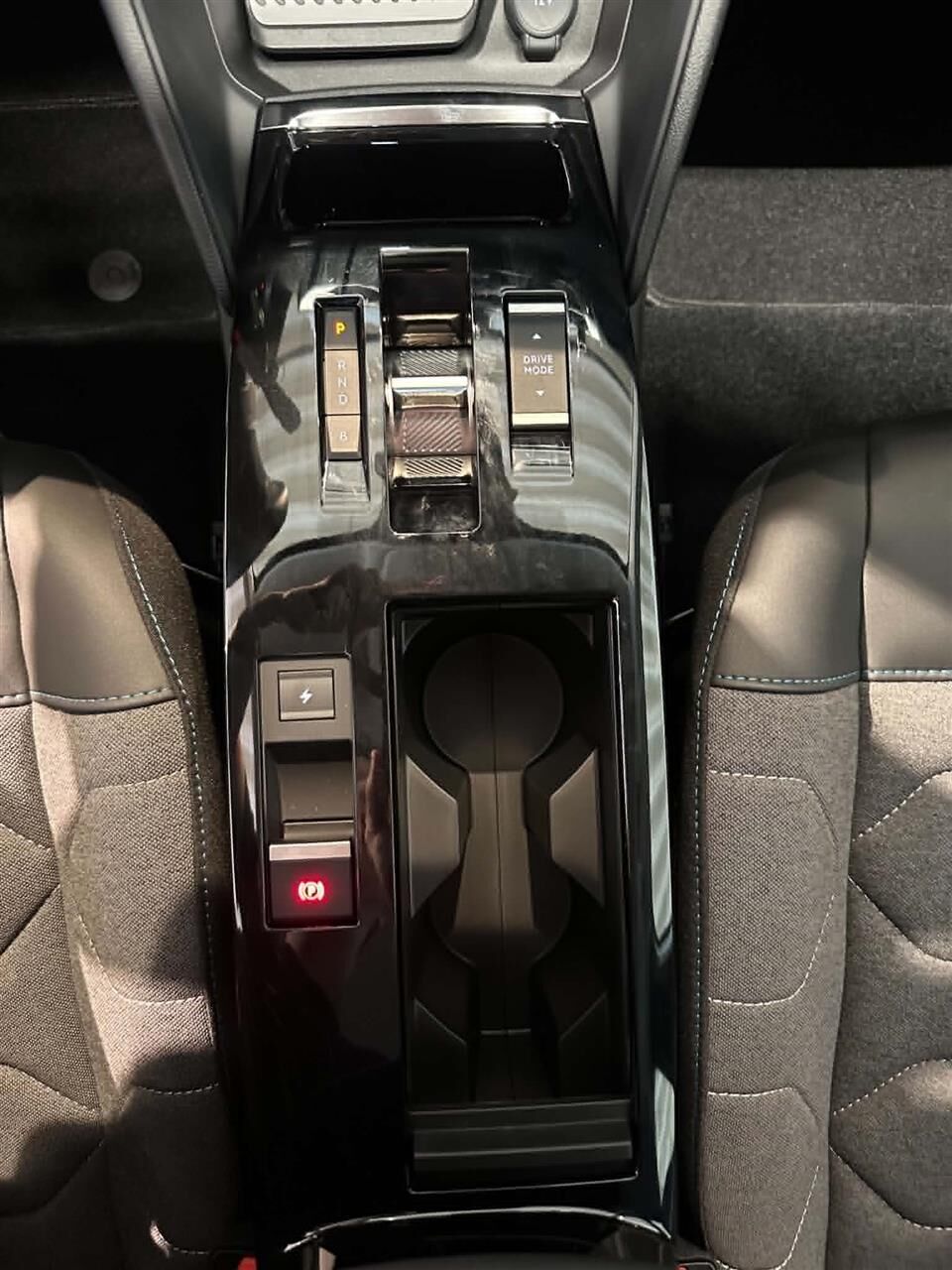 Billede af Citroën e-C4 EL Feel 136HK 5d Aut.