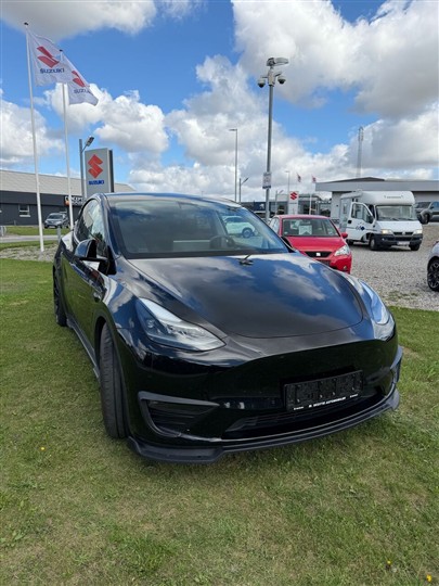 Tesla Model Y EL Long Range AWD 514HK 5d Aut.