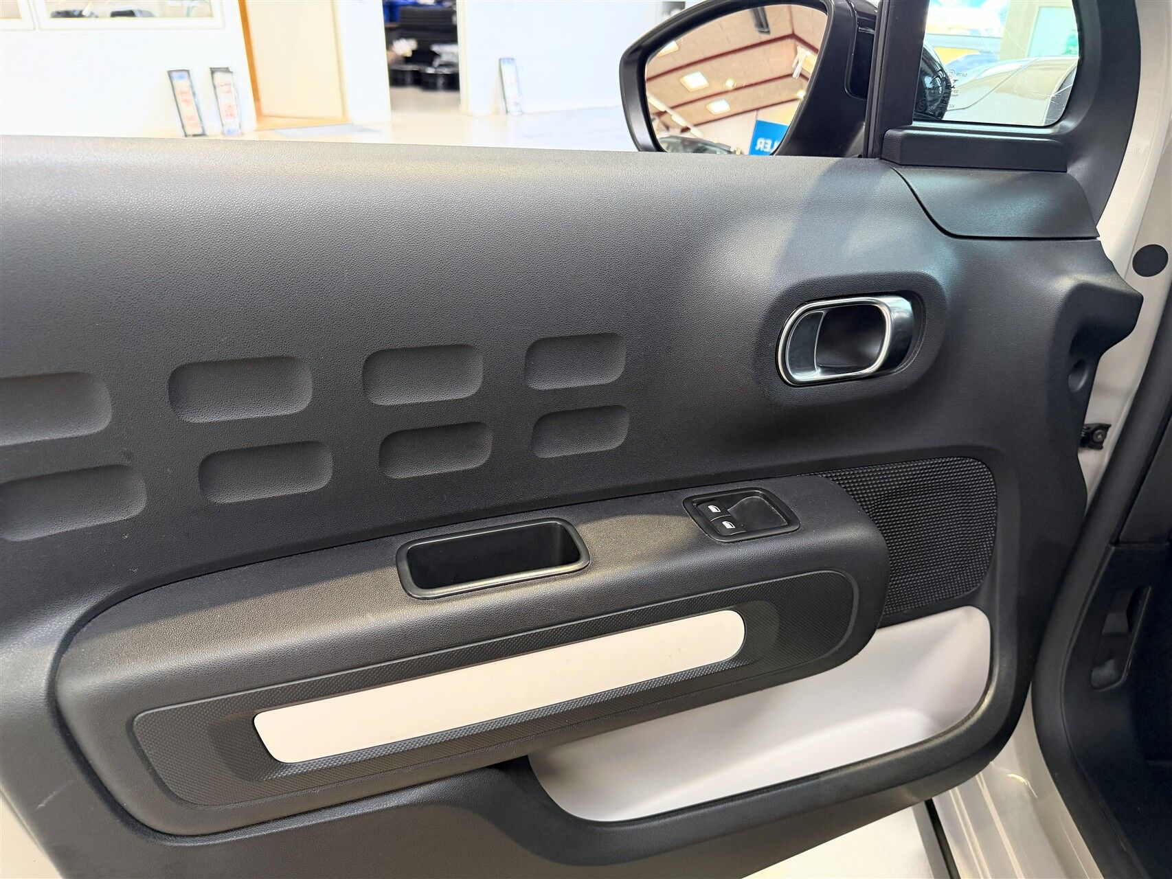 Billede af Citroën C3 1,2 PureTech Iconic 83HK 5d