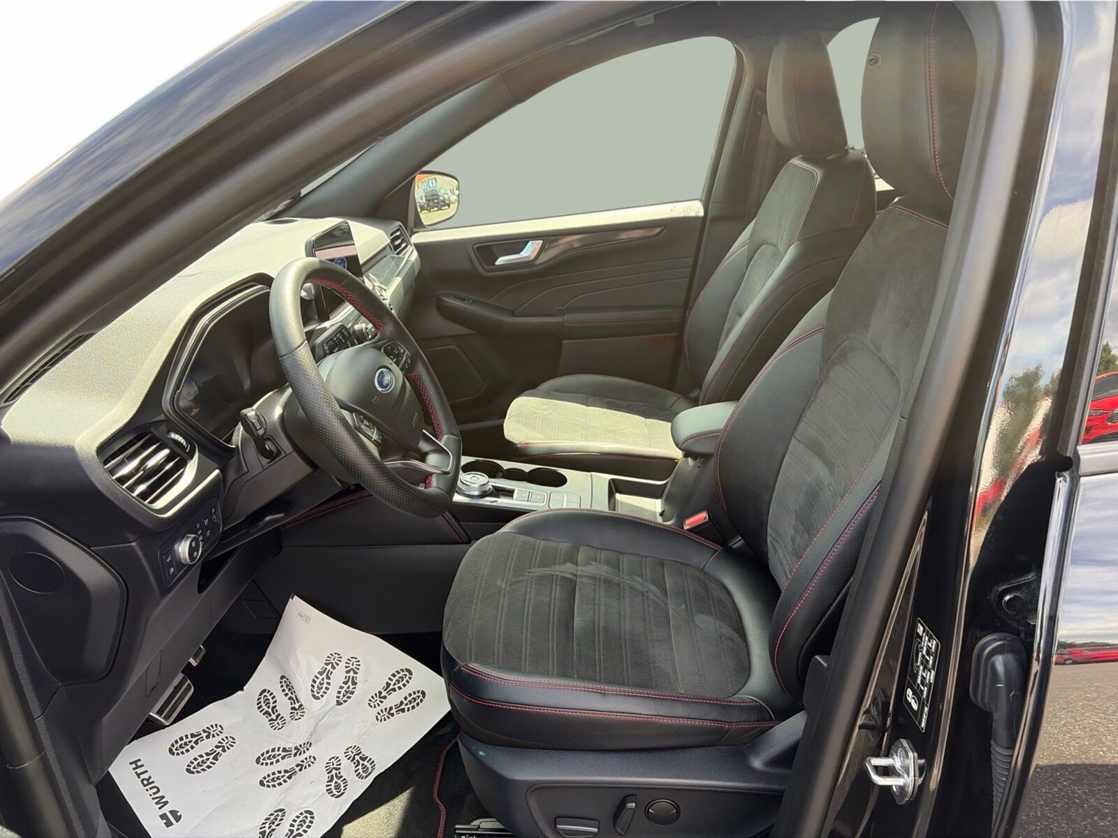 Billede af Ford Kuga 2,5 Plugin-hybrid ST-Line X CVT 225HK 5d Trinl. Gear