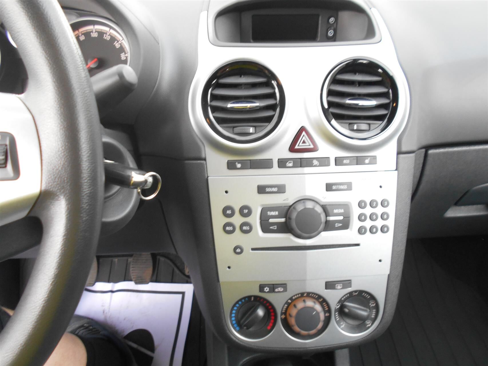 Billede af Opel Corsa 1,2 Twinport Enjoy 85HK 5d