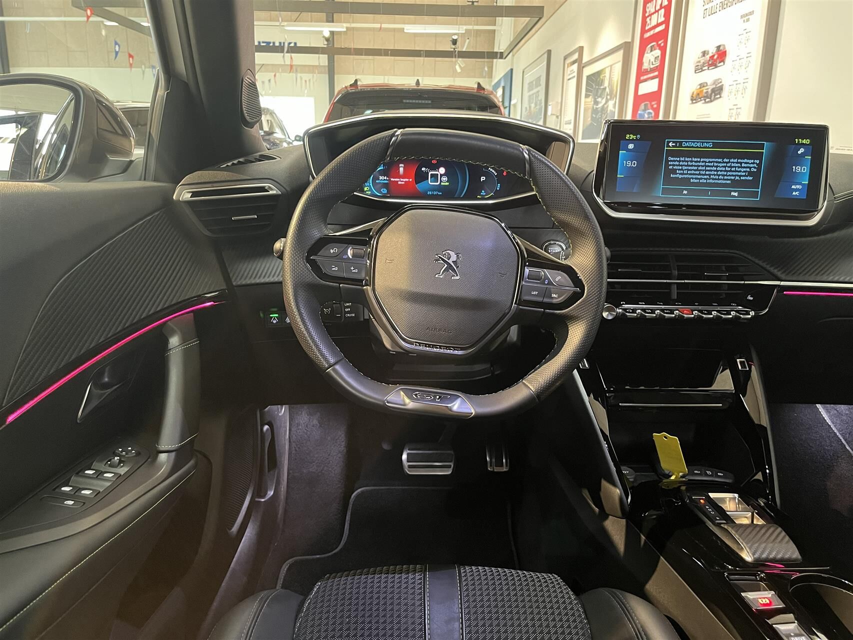 Billede af Peugeot e-2008 EL GT 136HK 5d Aut.