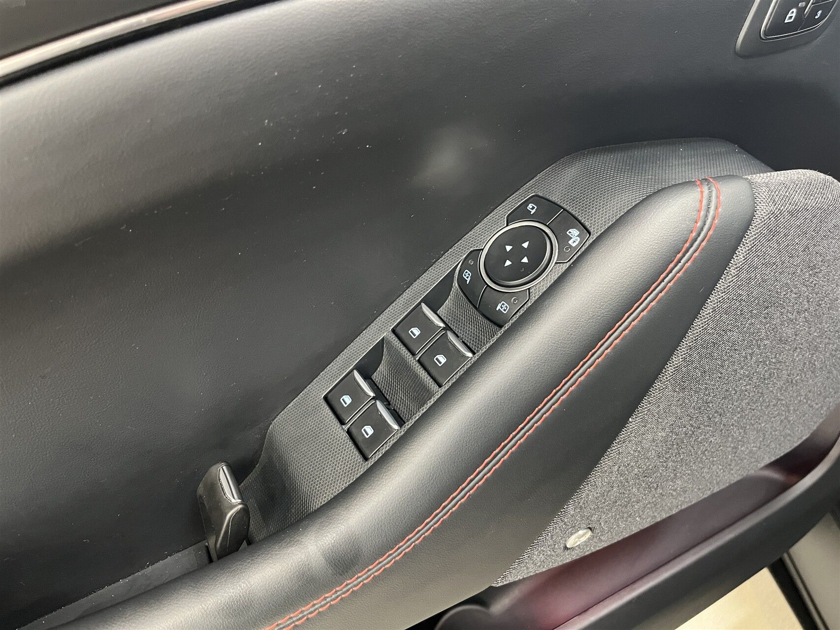 Billede af Ford Mustang Mach-E EL UR Premium 294HK 5d Aut.