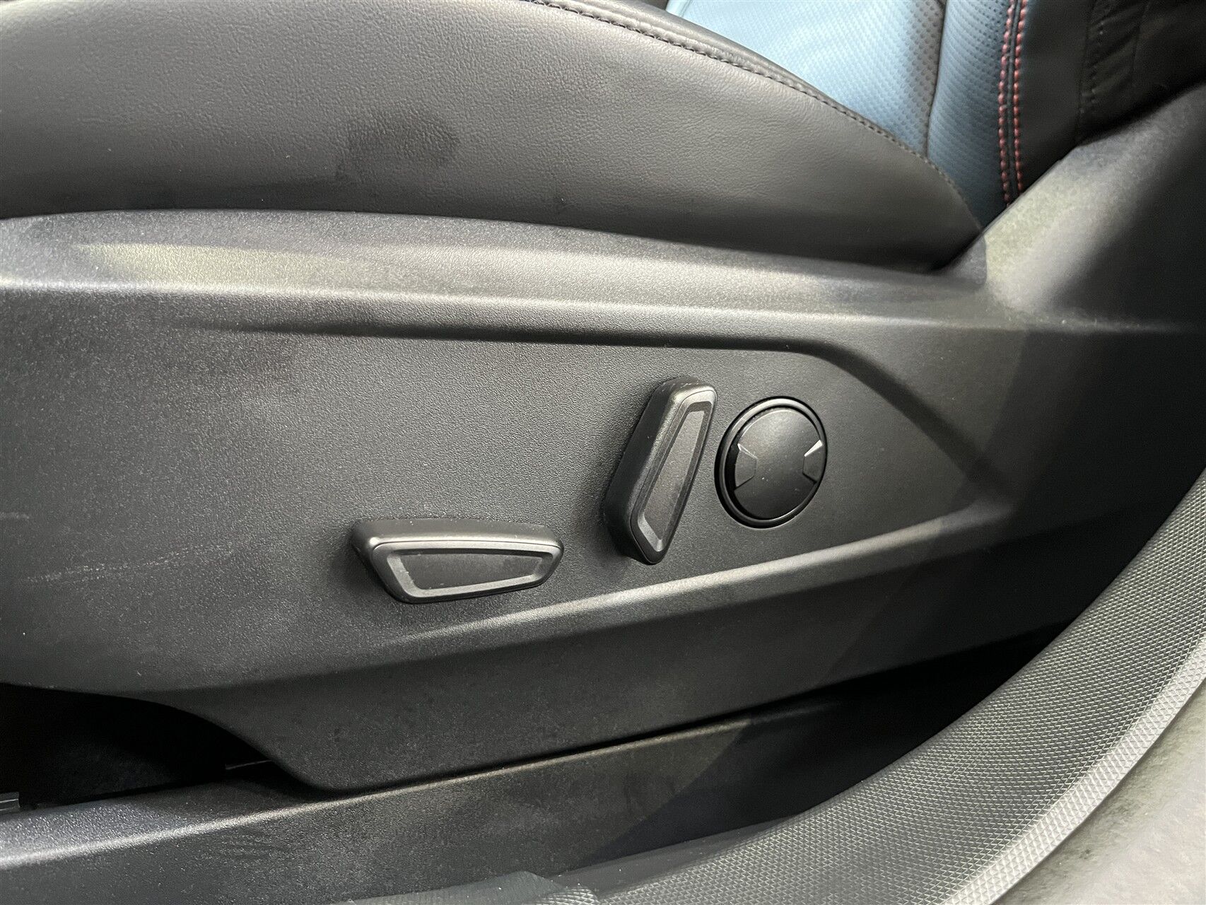 Billede af Ford Mustang Mach-E EL UR Premium 294HK 5d Aut.