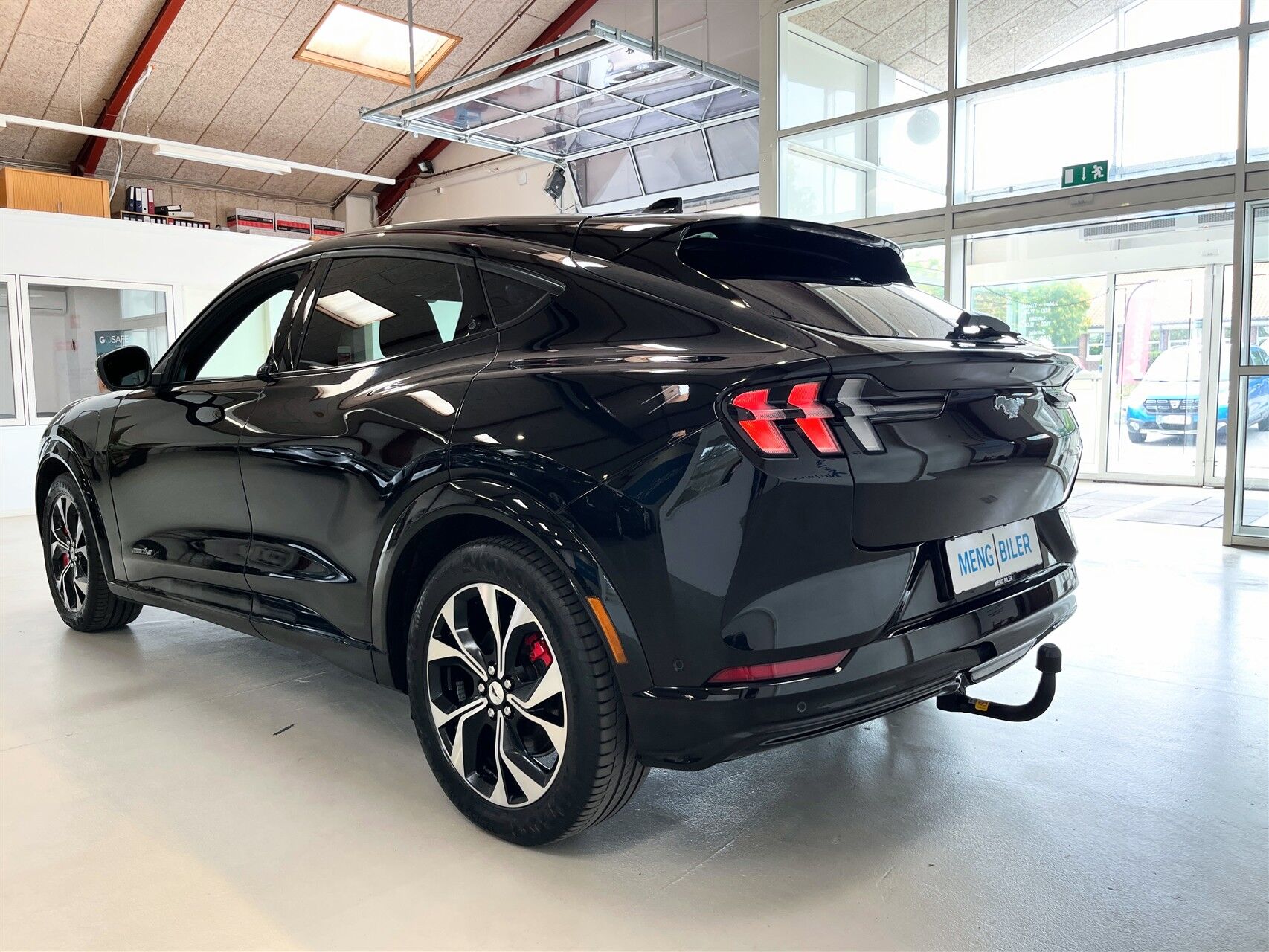 Billede af Ford Mustang Mach-E EL UR Premium 294HK 5d Aut.