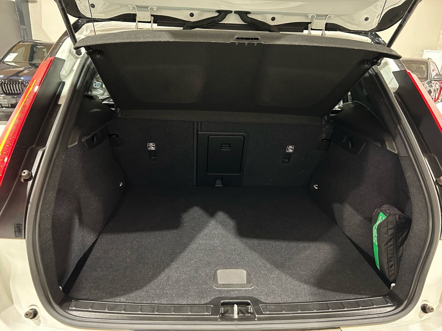 Billede af Volvo XC40 P6 Recharge Core 231HK 5d Aut.