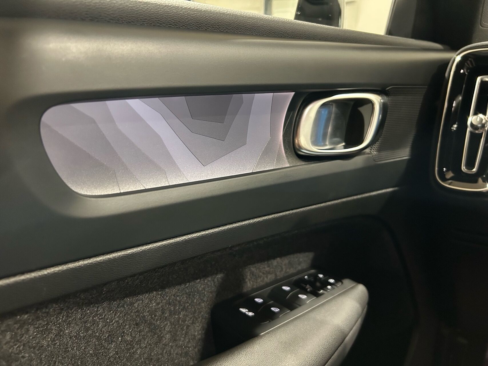 Billede af Volvo XC40 P6 Recharge Core 231HK 5d Aut.