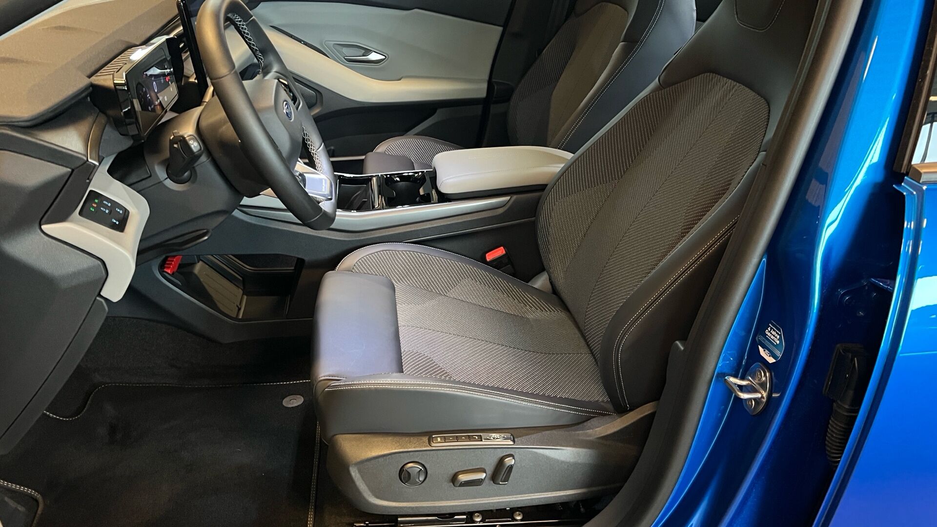Billede af Ford Explorer EL UR Select RWD 286HK 5d Aut.