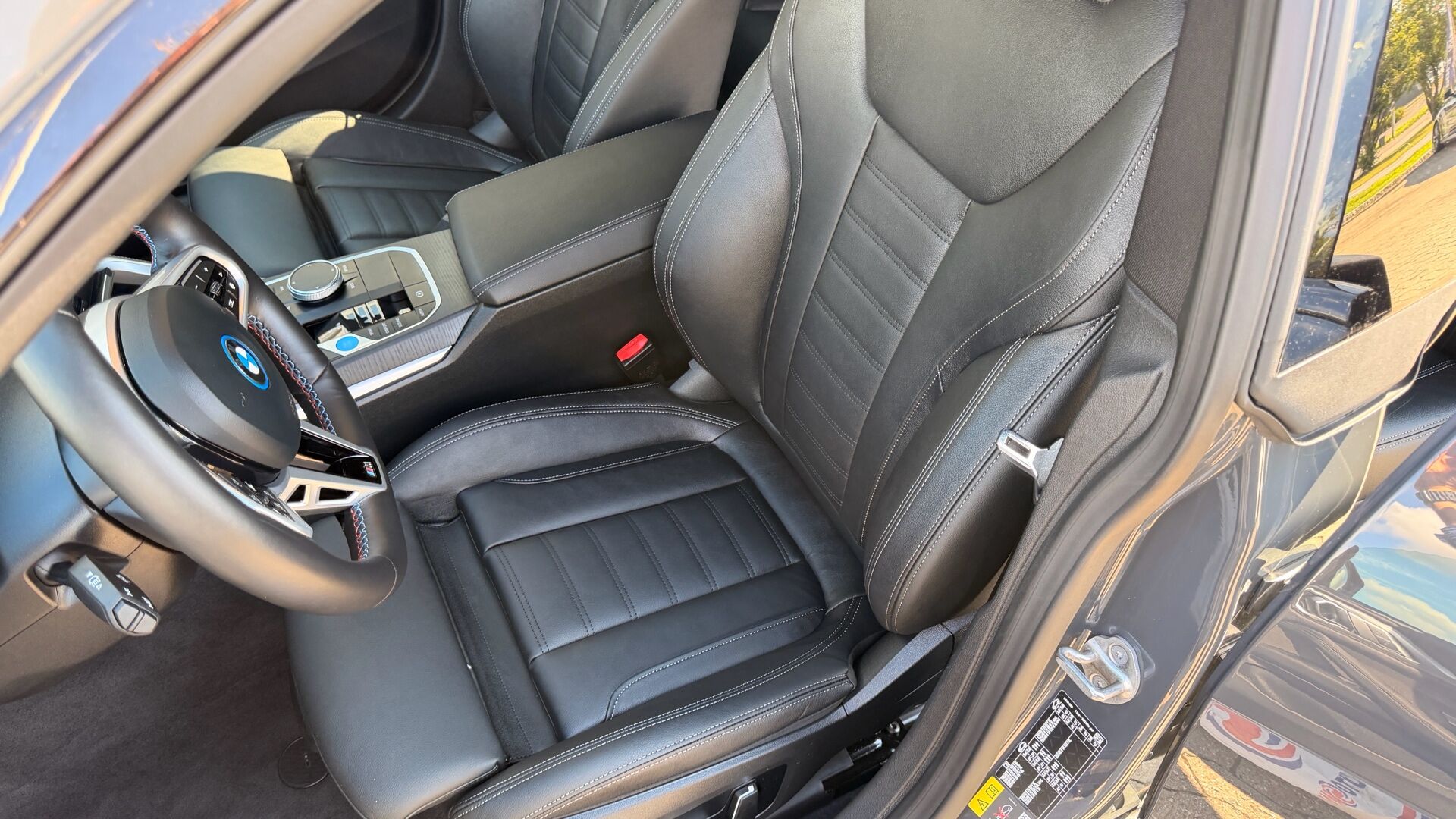 Billede af BMW i4 M60 Gran Coupé Fully Charged XDrive 601HK 5d Aut.