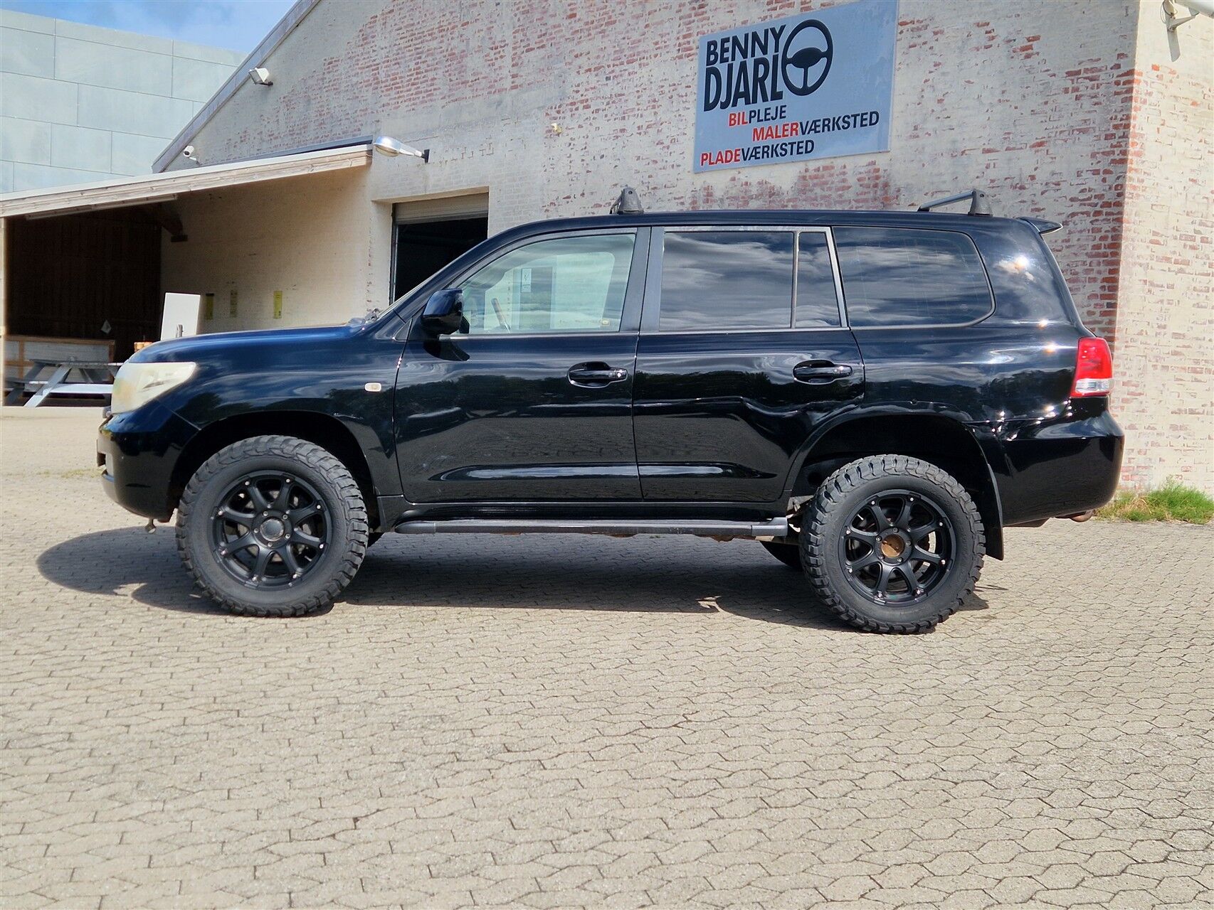 Billede af Toyota Landcruiser 4,5 V8 D4-D 4x4 286HK 5d 8g Aut.