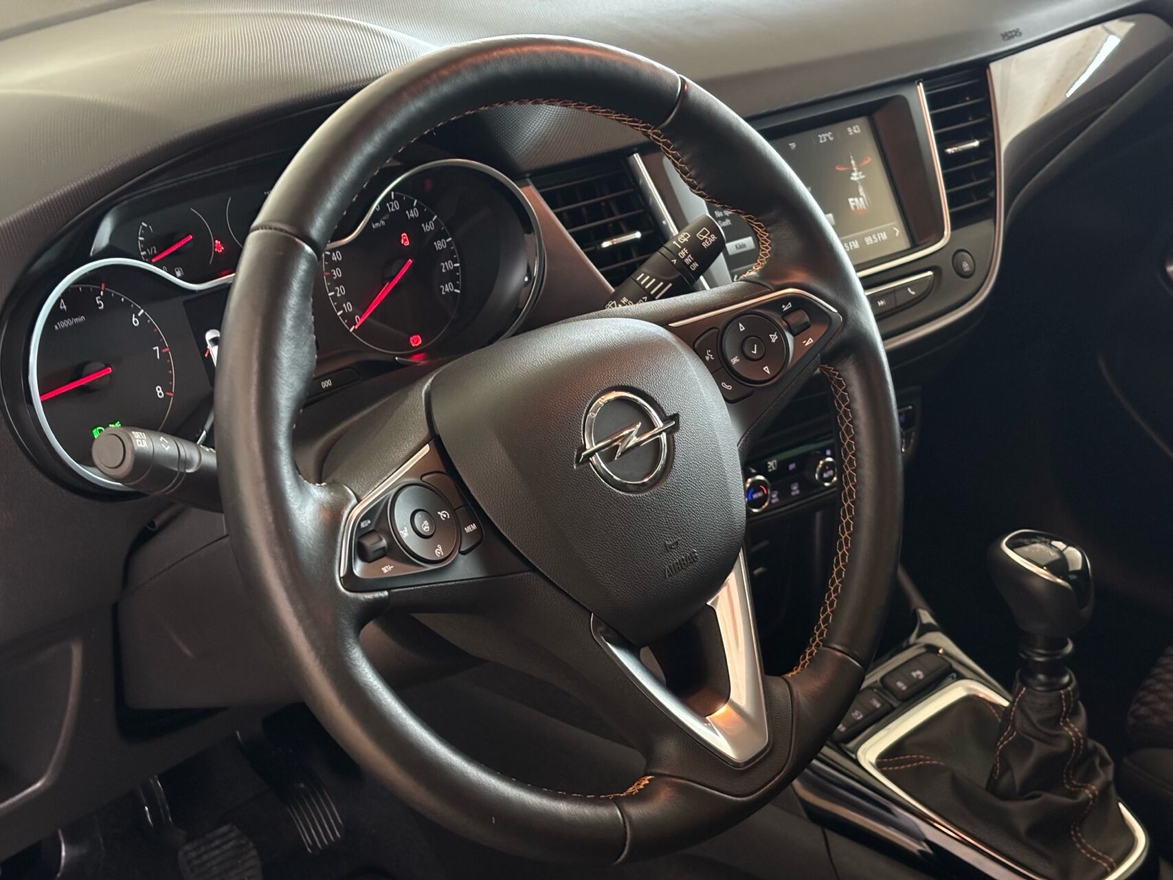 Billede af Opel Crossland X 1,2 T Impress Start/Stop 110HK 5d 6g