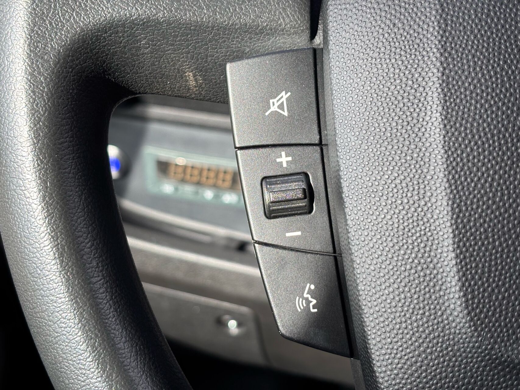 Billede af Peugeot e-Boxer 435 L3H2 EL Premium 122HK Van Aut.