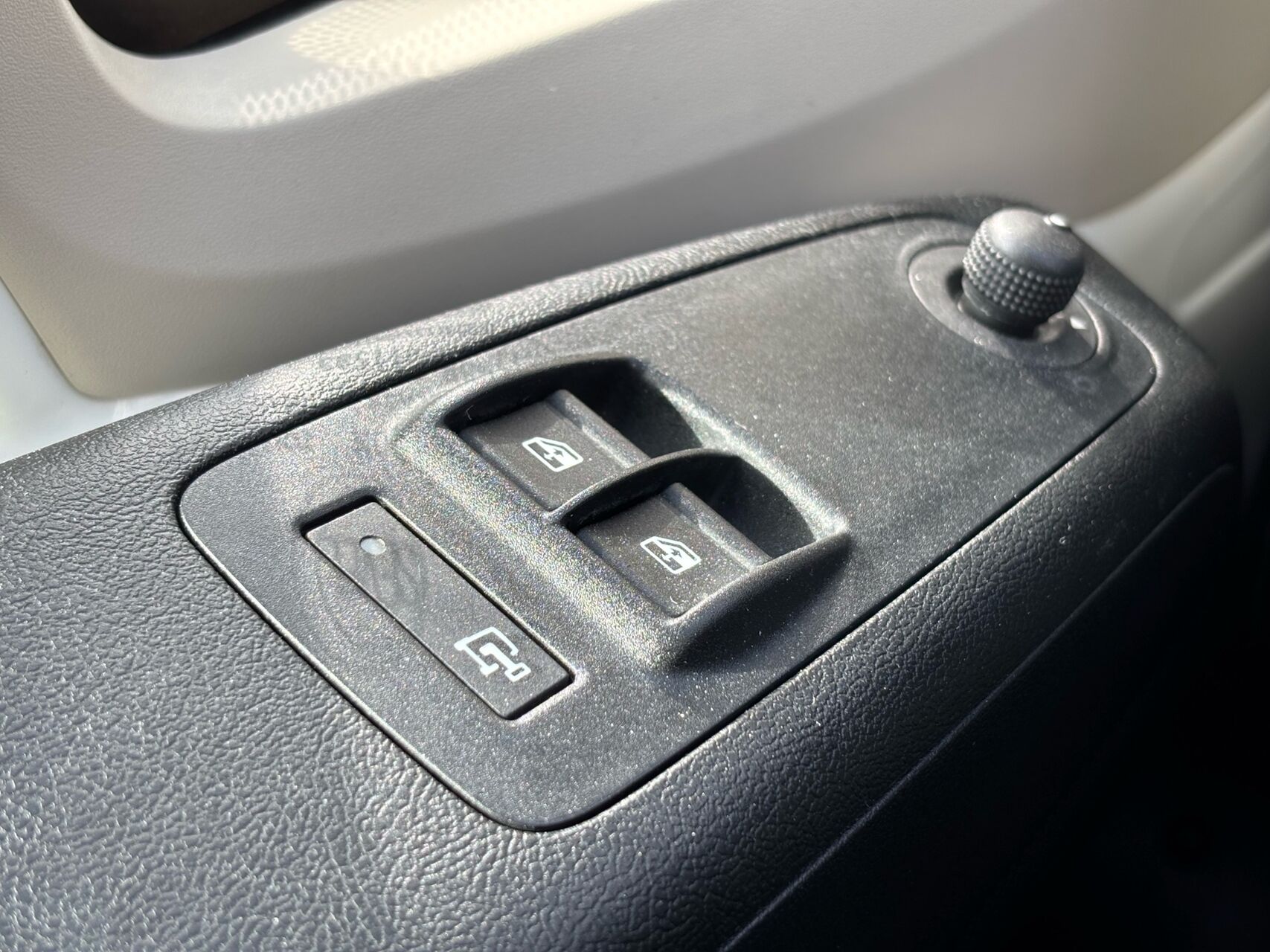 Billede af Peugeot e-Boxer 435 L3H2 EL Premium 122HK Van Aut.