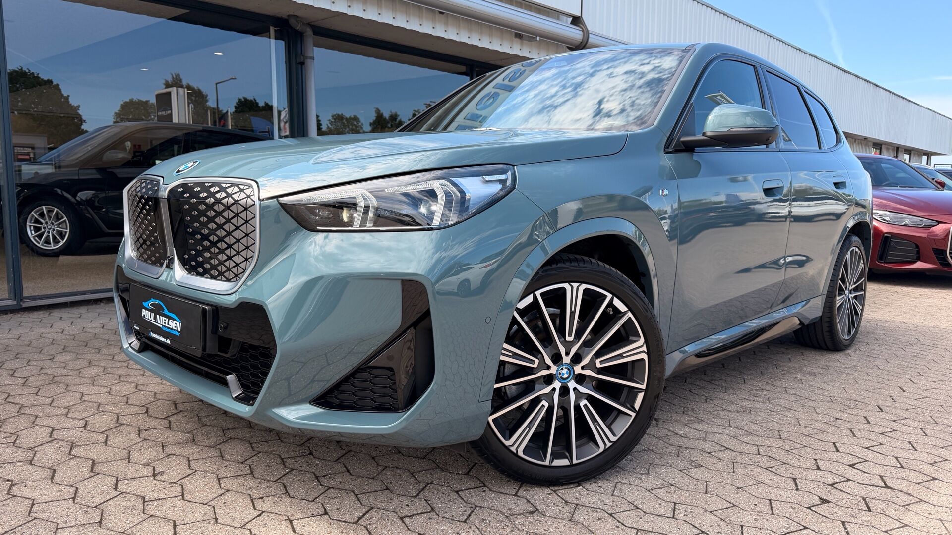 Billede af BMW iX1 xDrive30 Fully Charged M Sport 313HK 5d Aut. 