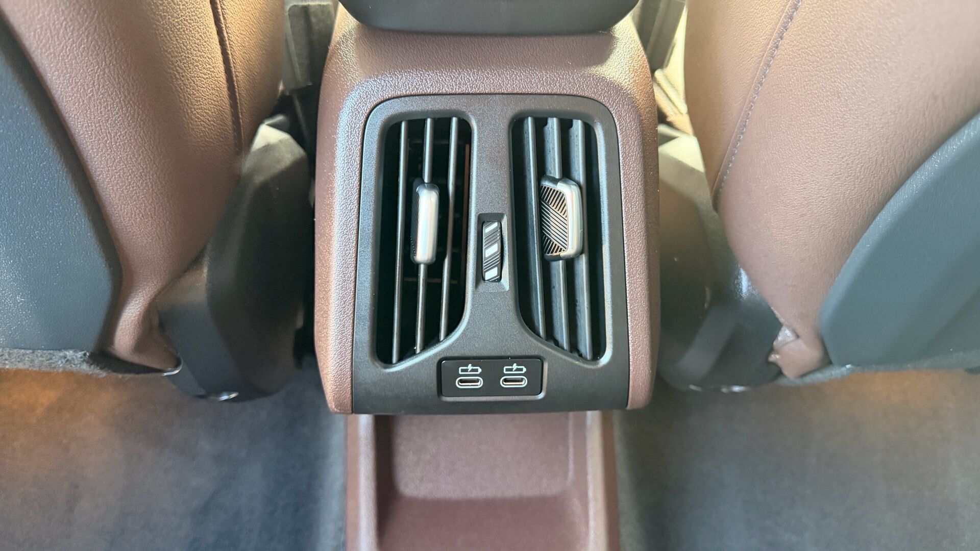 Billede af BMW iX1 xDrive30 Fully Charged M Sport 313HK 5d Aut. 