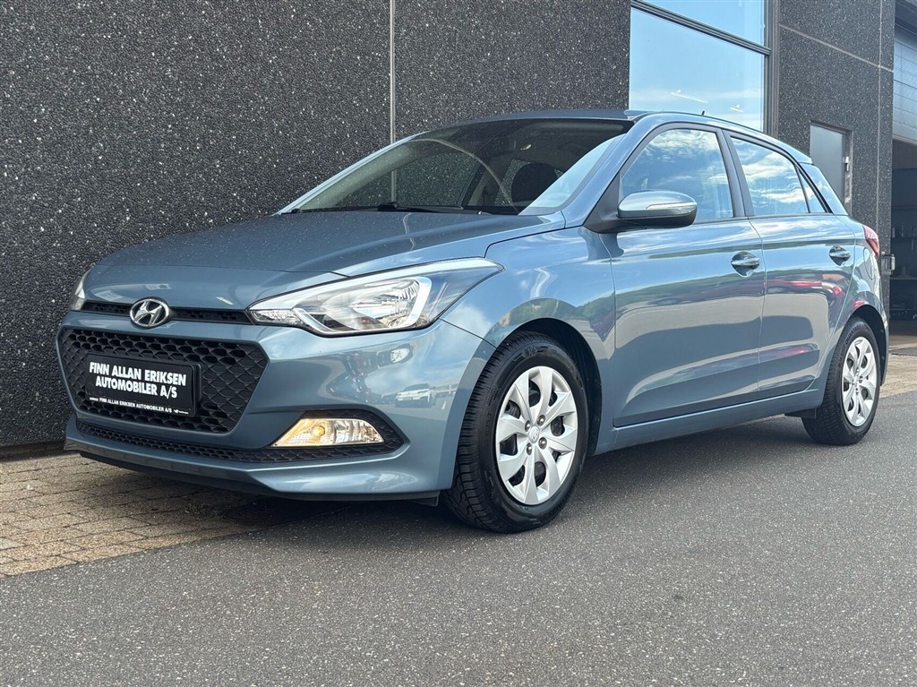 Hyundai i20 1,25 Passion 84HK 5d