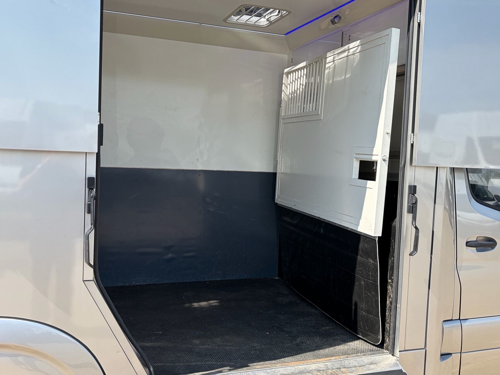 Billede af Mercedes-Benz Sprinter 315 2,0 CDI A3 RWD 9G-Tronic 150HK Ladv./Chas. 9g Aut.