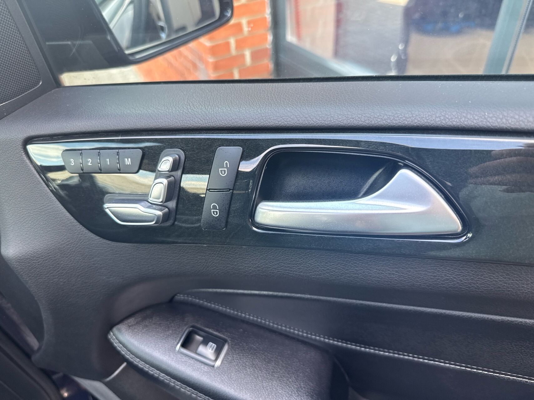 Billede af Mercedes-Benz GLE500e 3,0 V6  Plugin-hybrid 4Matic 7G-Tronic Plus 442HK Van 7g Aut.