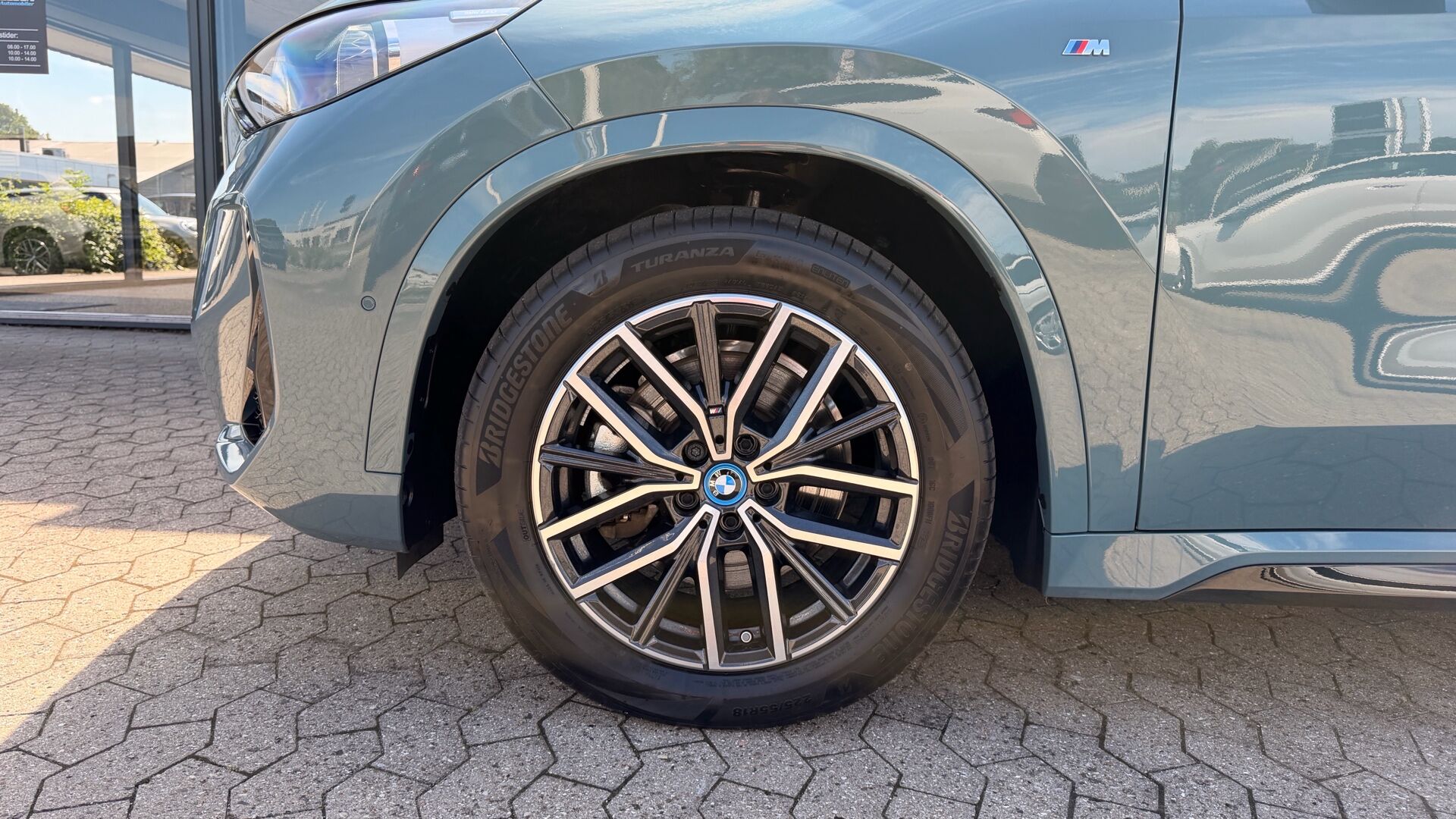 Billede af BMW iX1 xDrive30 M-Sport 4x4 313HK 5d Aut.