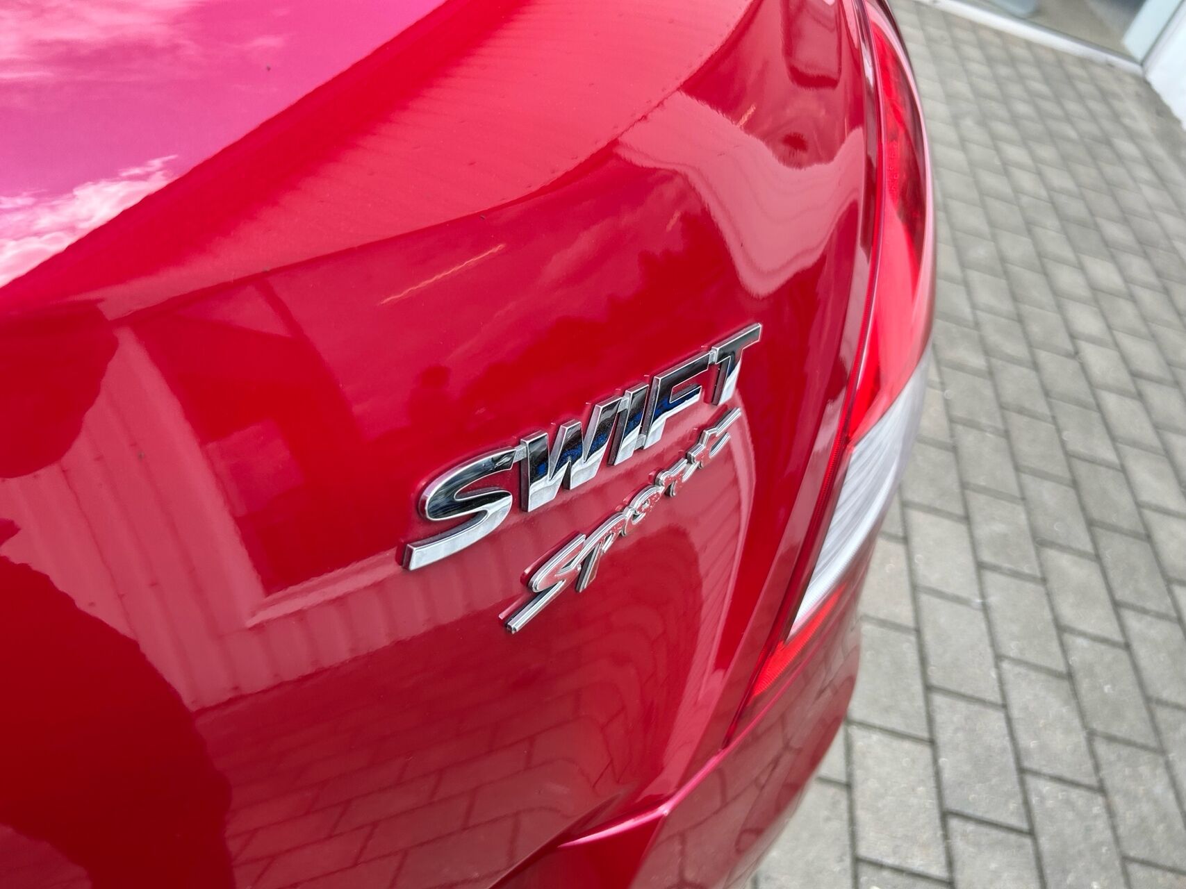 Billede af Suzuki Swift 1,6 Sport