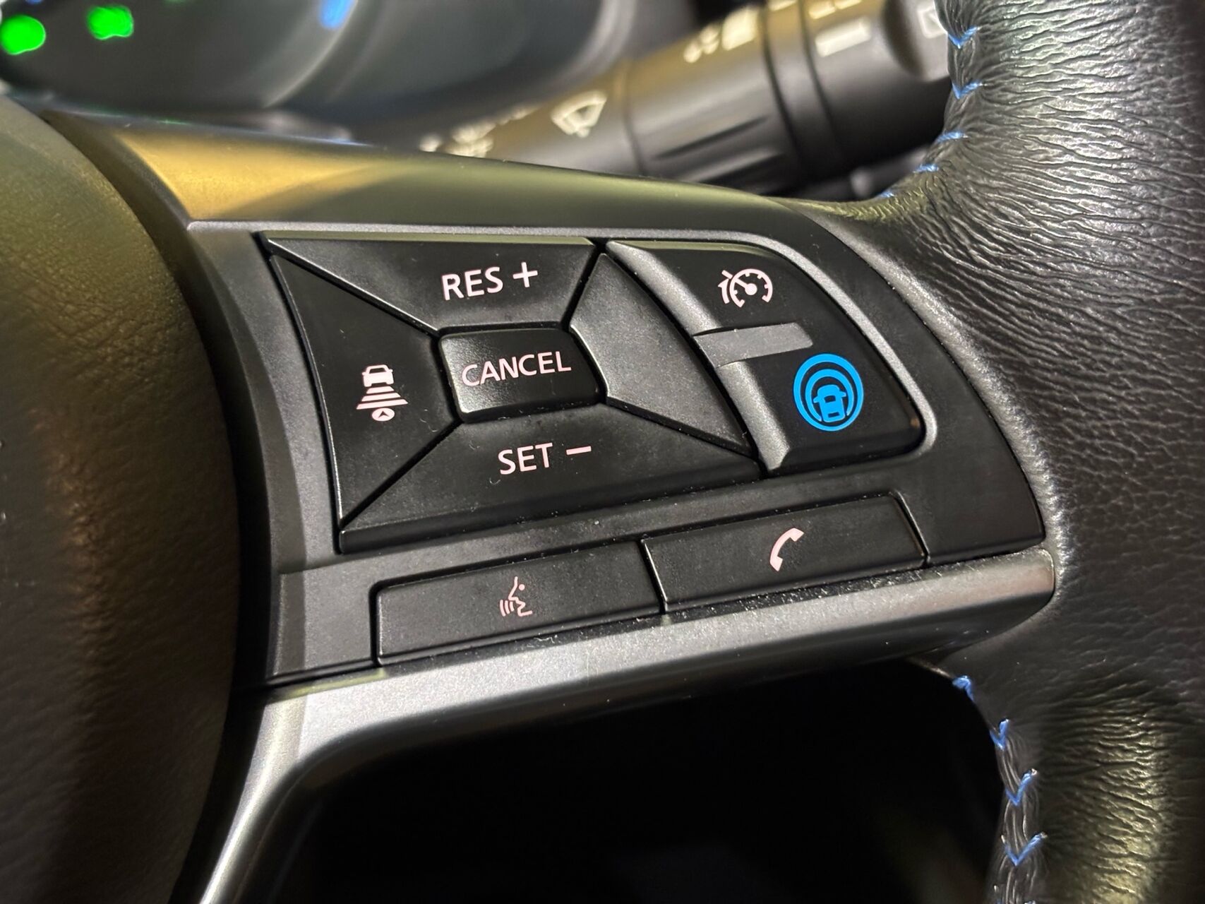 Billede af Nissan Leaf EL Tekna 40 kWh 150HK 5d Aut.