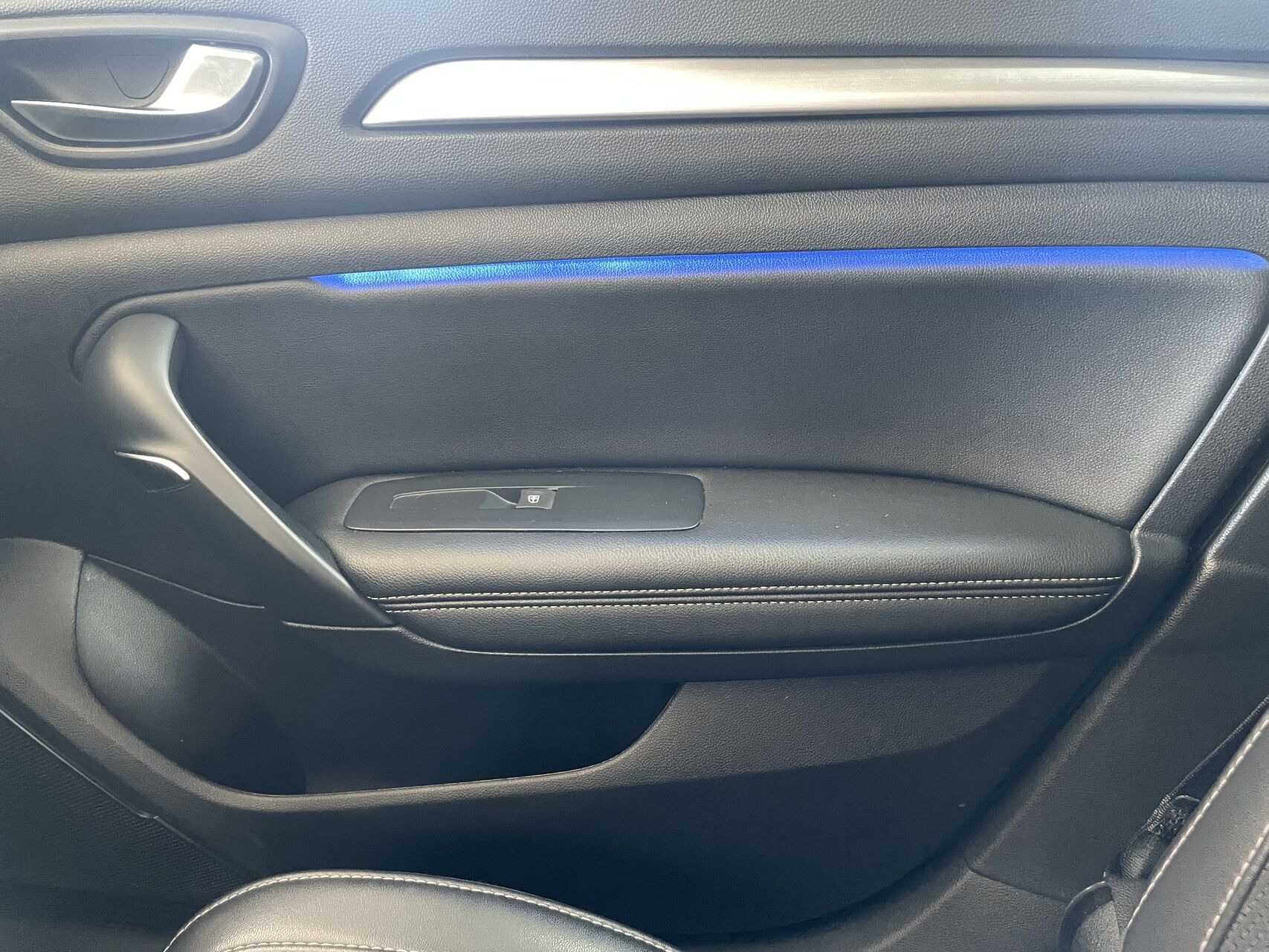 Billede af Renault Mégane Sport Tourer 1,6 E-TECH  Plugin-hybrid Intens 160HK Stc Aut.