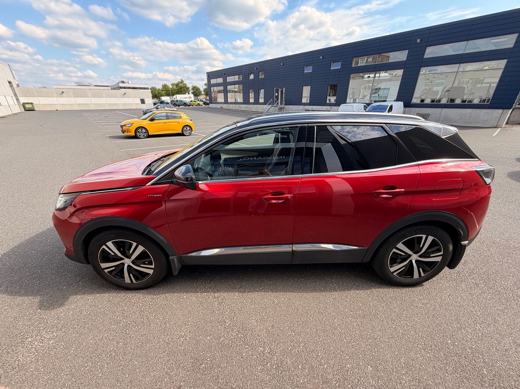 Billede af Peugeot 3008 1,6 PureTech  Plugin-hybrid GT First EAT8 225HK 5d 8g Aut.