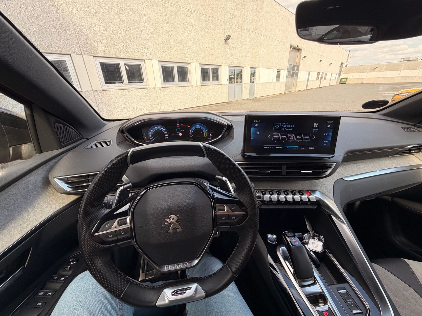 Billede af Peugeot 3008 1,6 PureTech  Plugin-hybrid GT First EAT8 225HK 5d 8g Aut.
