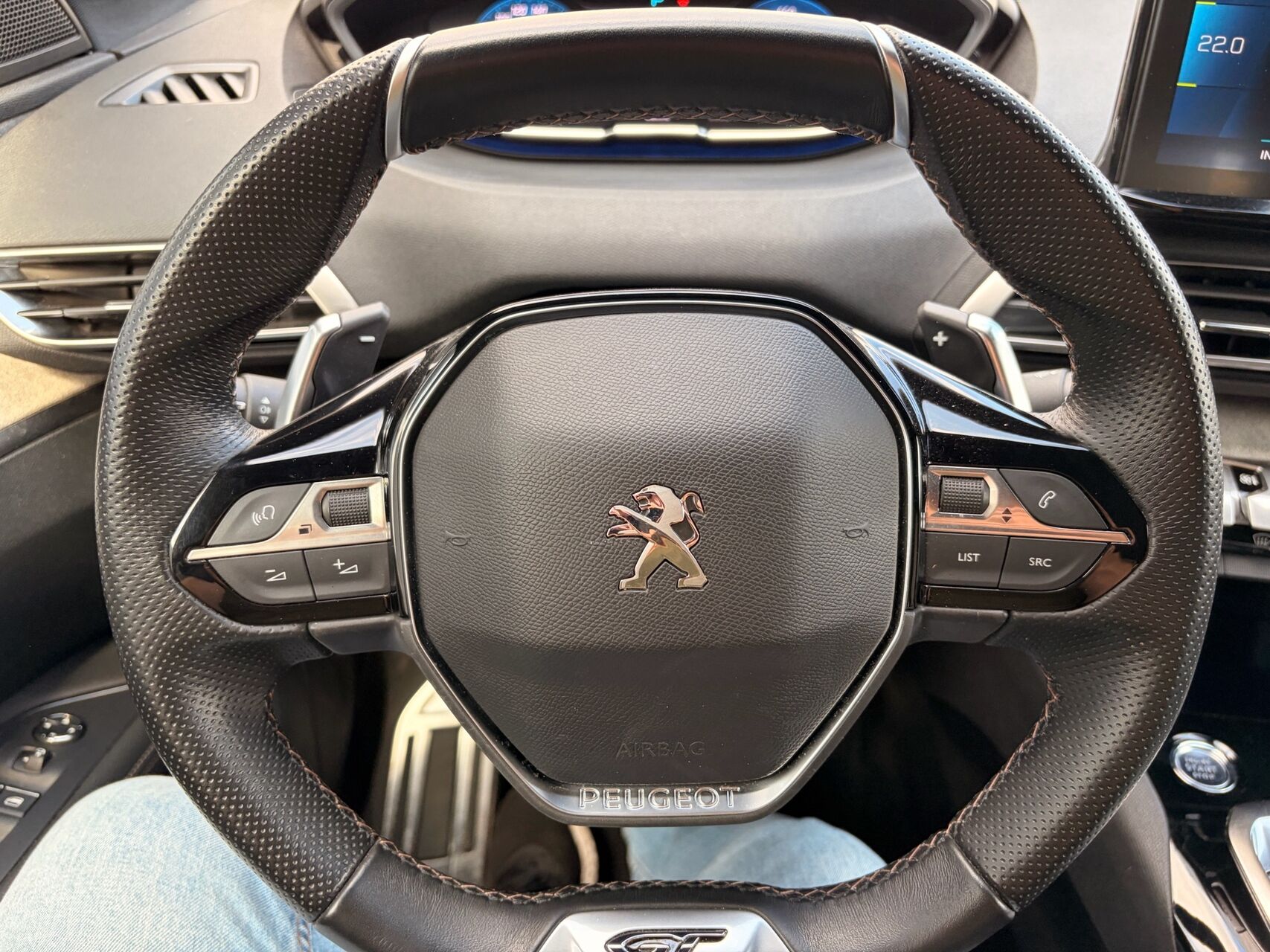 Billede af Peugeot 3008 1,6 PureTech  Plugin-hybrid GT First EAT8 225HK 5d 8g Aut.