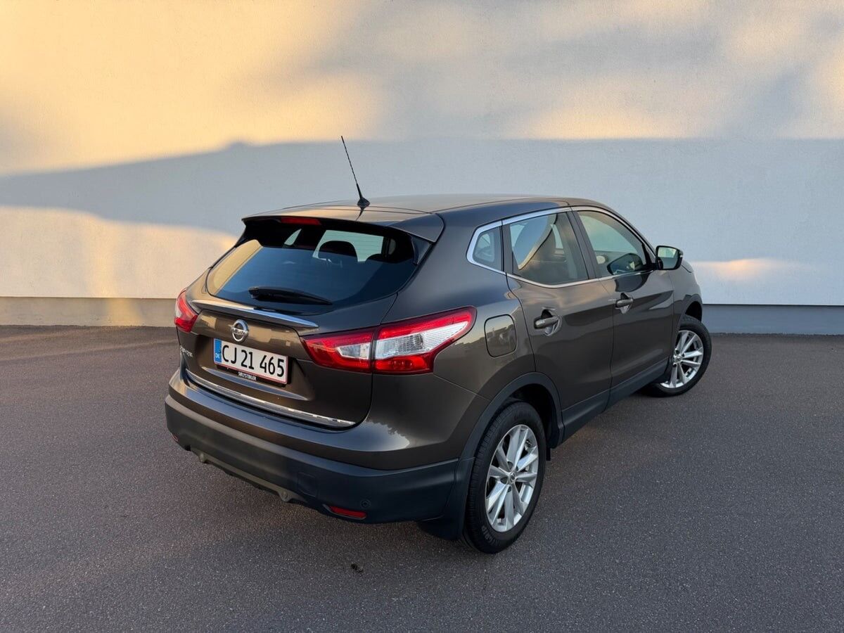 Billede af Nissan Qashqai 1,2 Dig-T Acenta 4x2 115HK 5d 6g