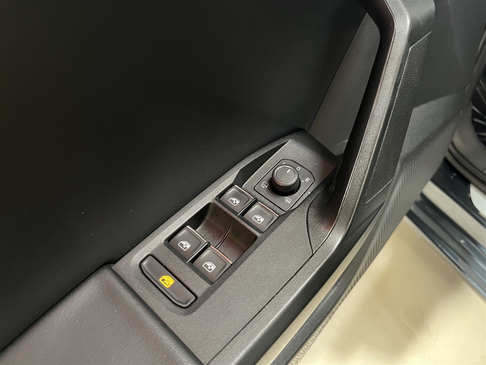 Billede af Seat Leon Sportstourer 1,4 e-Hybrid FR DSG 204HK Stc 6g Aut.