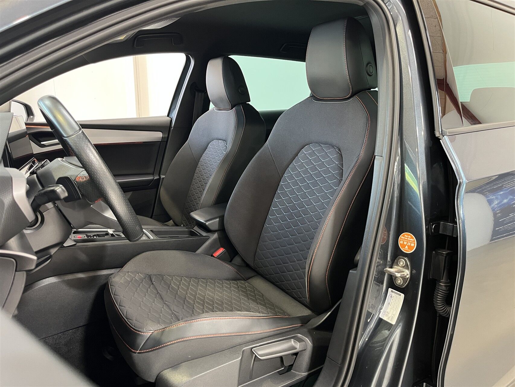 Billede af Seat Leon Sportstourer 1,4 e-Hybrid FR DSG 204HK Stc 6g Aut.