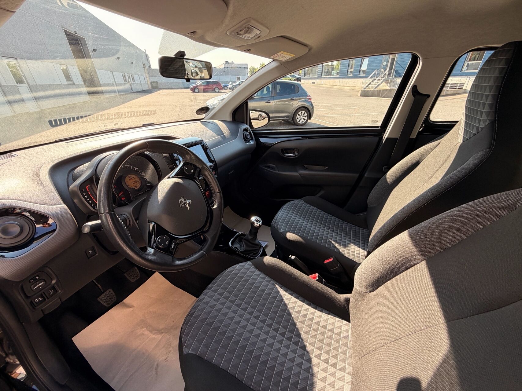 Billede af Peugeot 108 1,0 e-Vti Evolution 72HK 5d