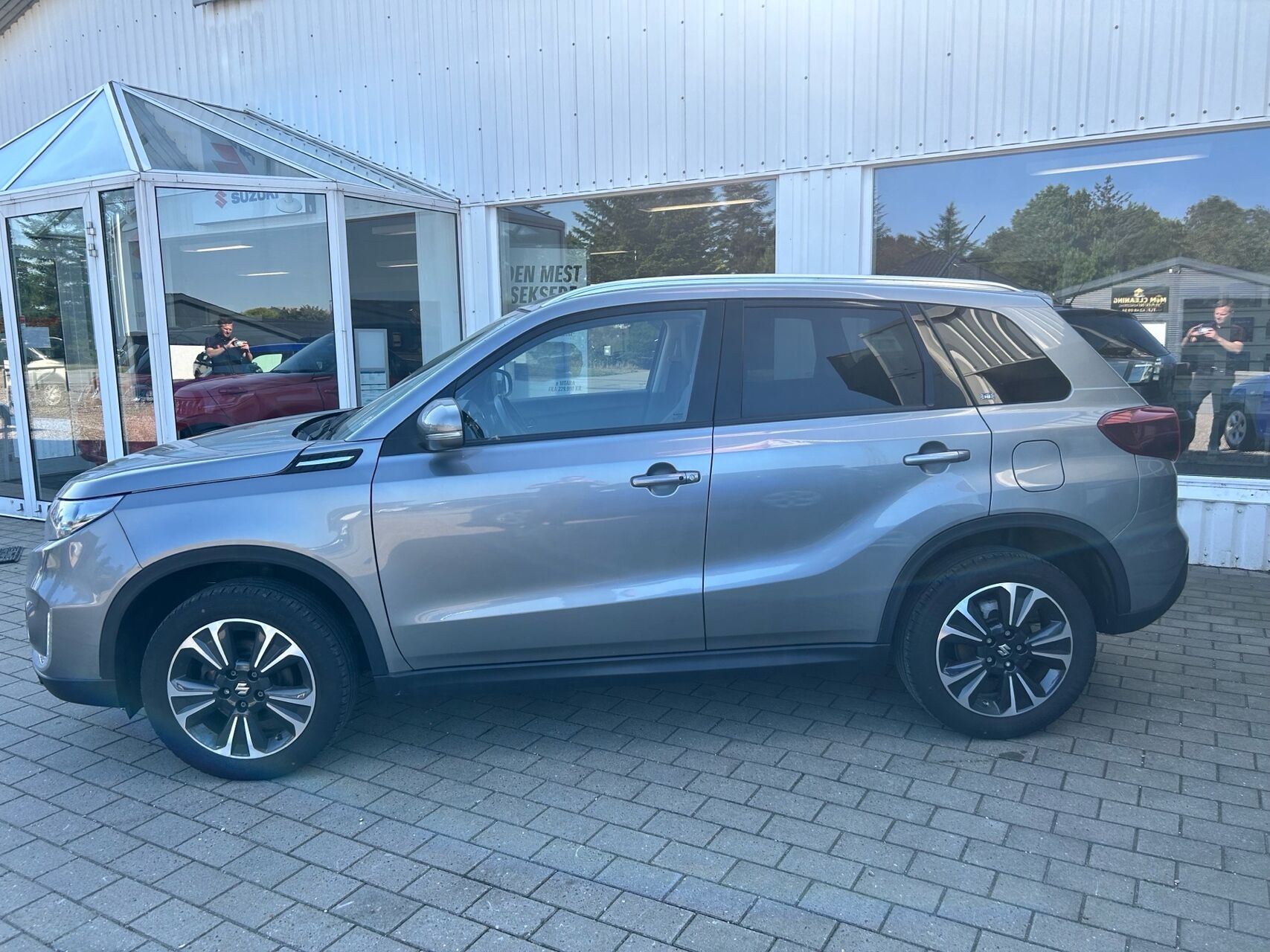 Billede af Suzuki Vitara 1,4 Boosterjet  Mild hybrid Adventure 129HK 5d 6g Aut.