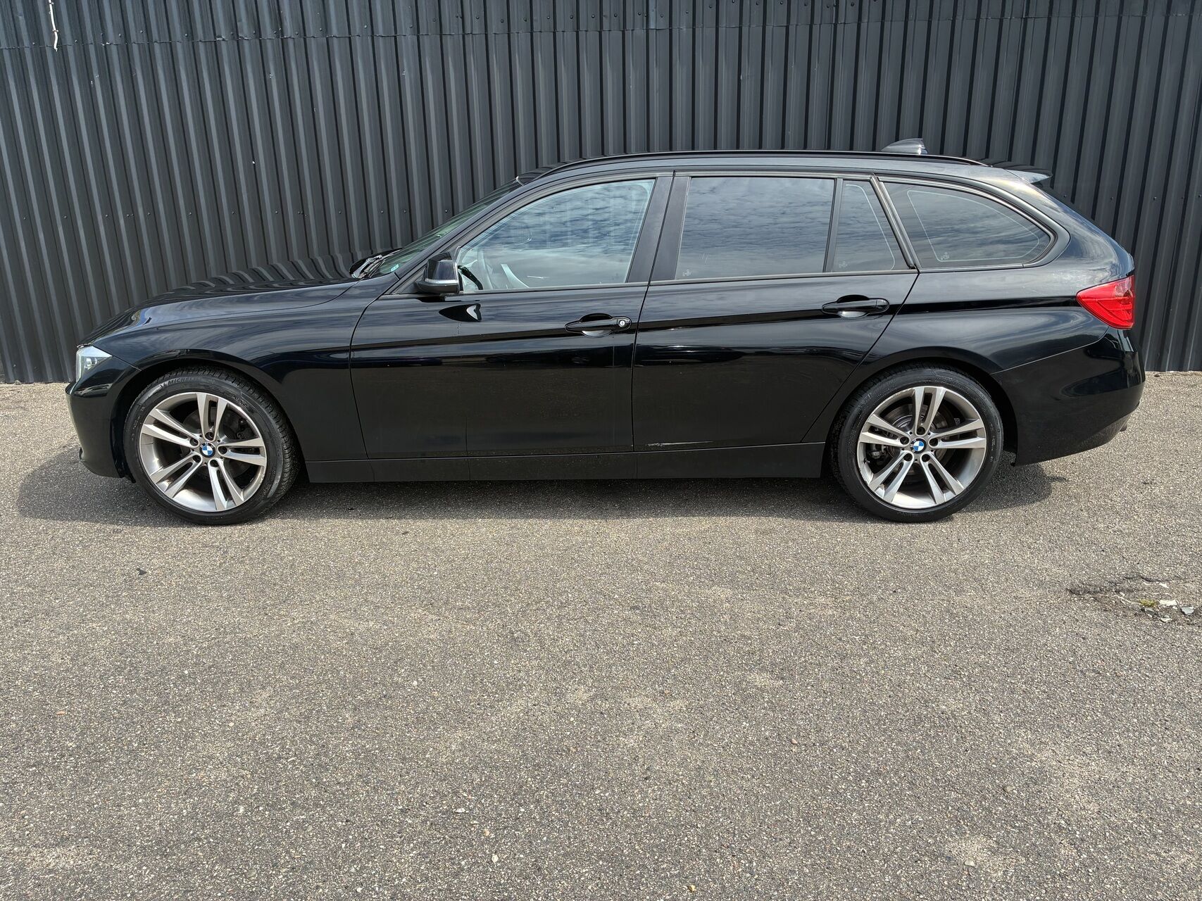 Billede af BMW 320d Touring 2,0 D 184HK Stc 6g