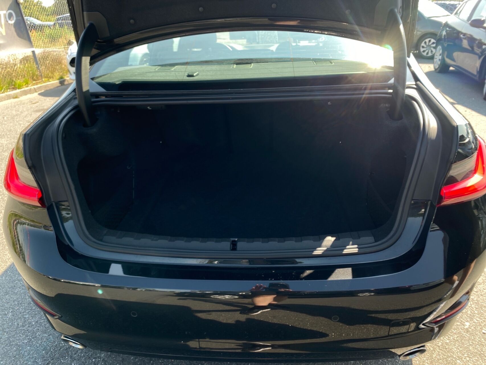 Billede af BMW 330i 2,0 Sport Line 258HK 8g Aut.