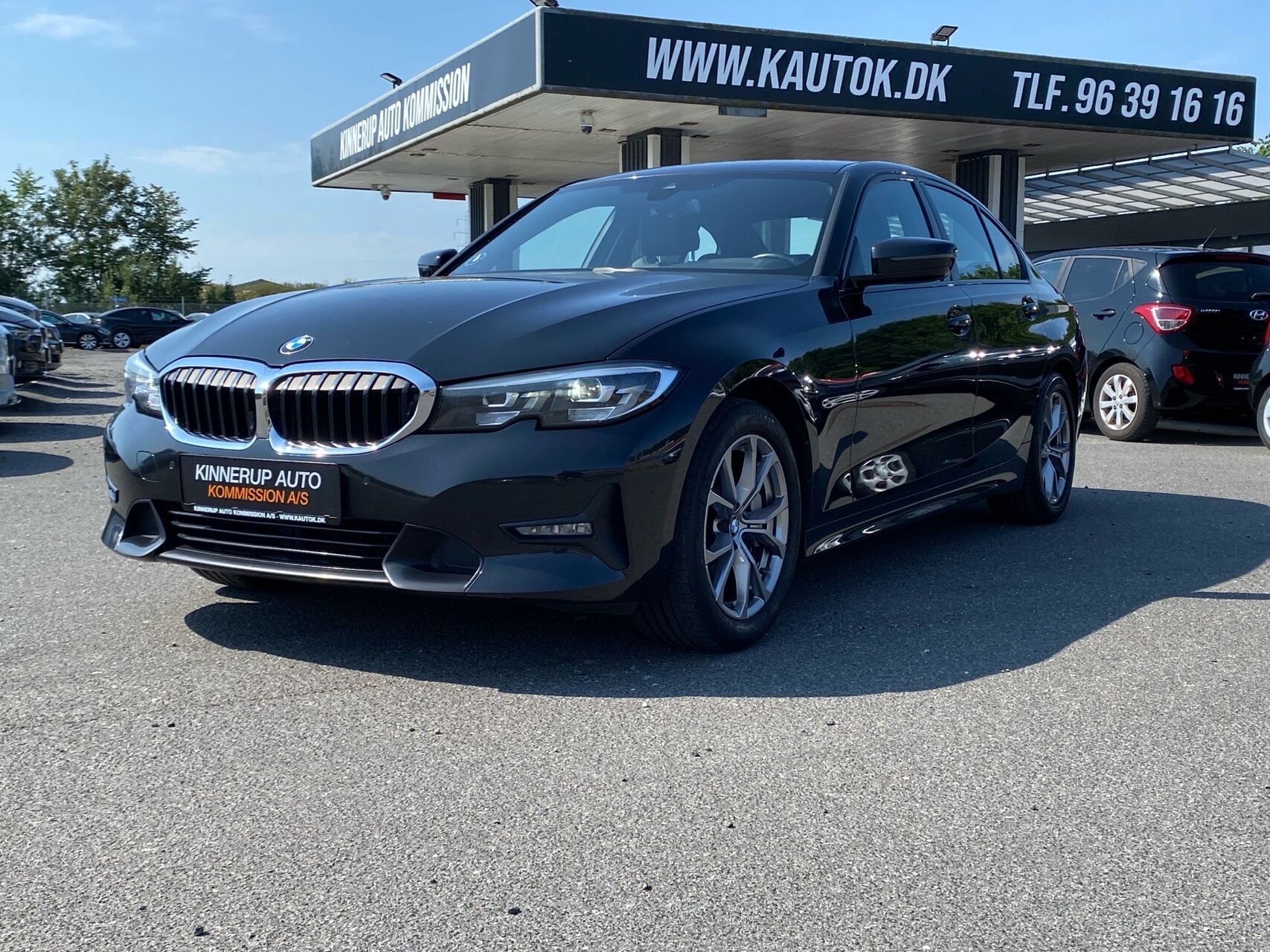 Billede af BMW 330i 2,0 Sport Line 258HK 8g Aut.
