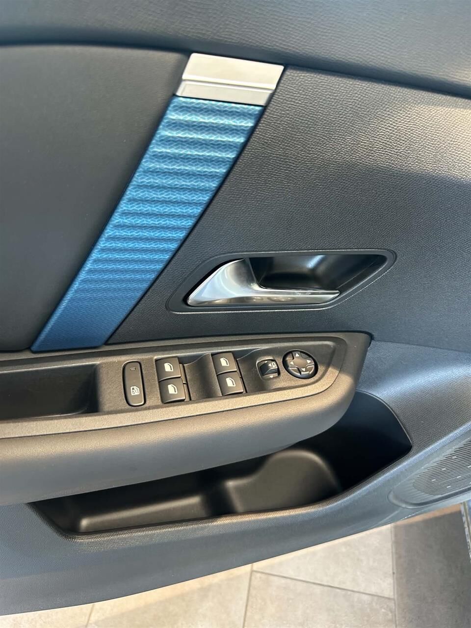 Billede af Citroën e-C4 EL Feel 136HK 5d Aut.