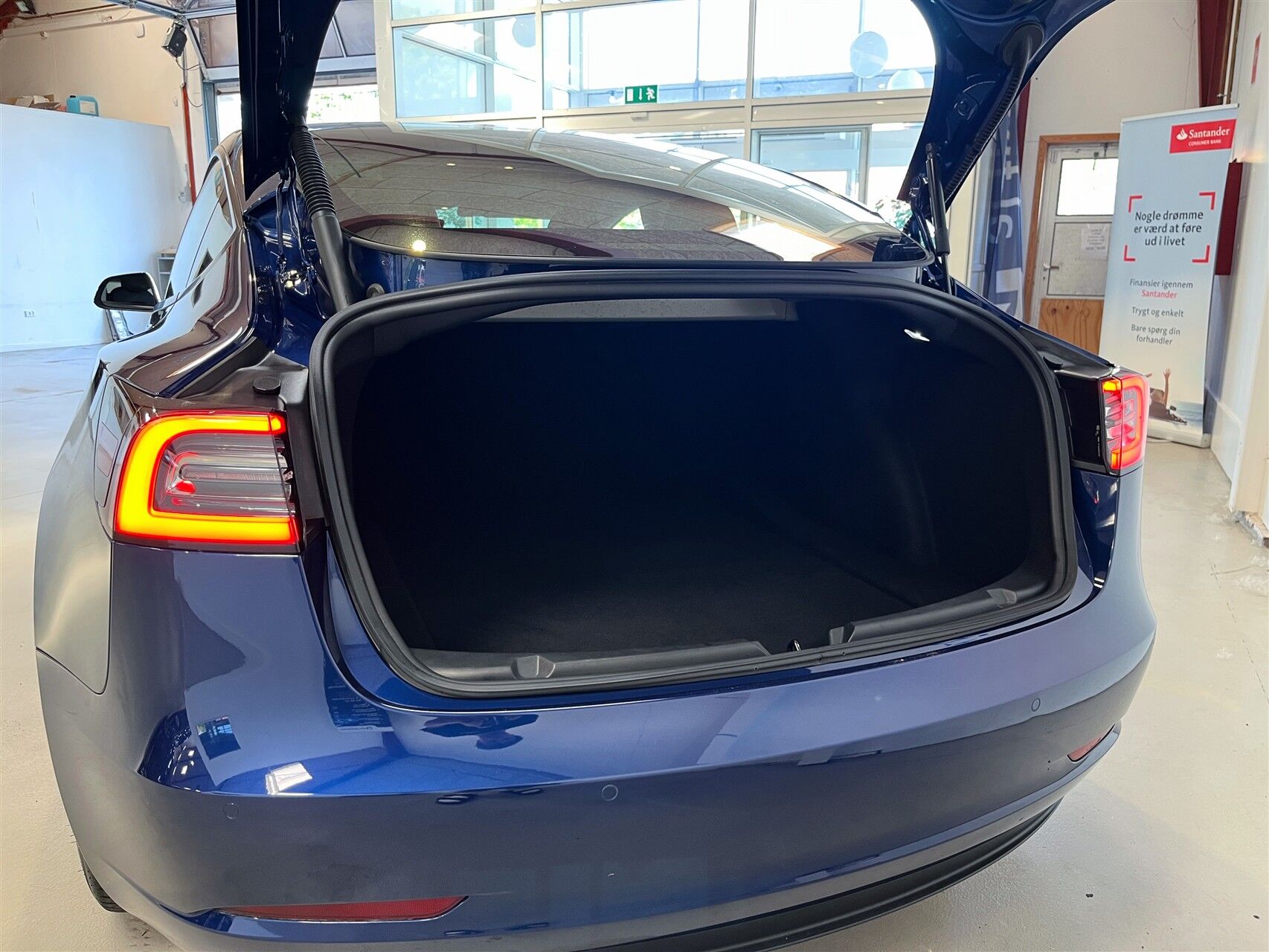 Billede af Tesla Model 3 EL Standard Range Plus 325HK Aut.