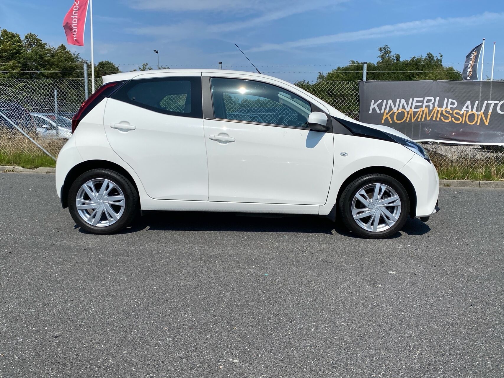 Billede af Toyota Aygo 1,0 VVT-I X-plore DAB+ 72HK 5d