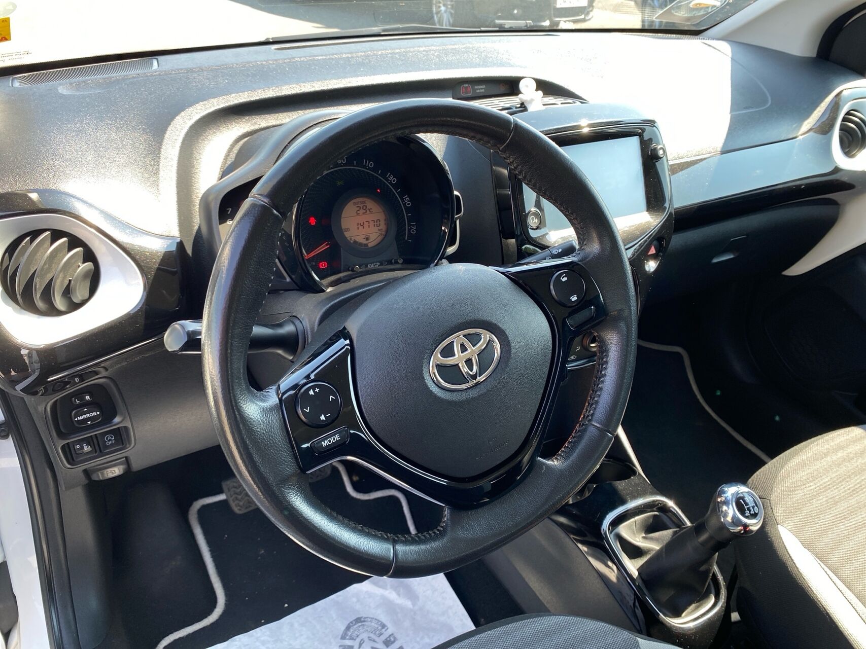 Billede af Toyota Aygo 1,0 VVT-I X-plore DAB+ 72HK 5d
