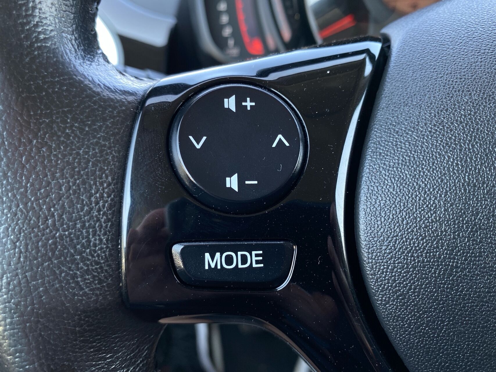 Billede af Toyota Aygo 1,0 VVT-I X-plore DAB+ 72HK 5d