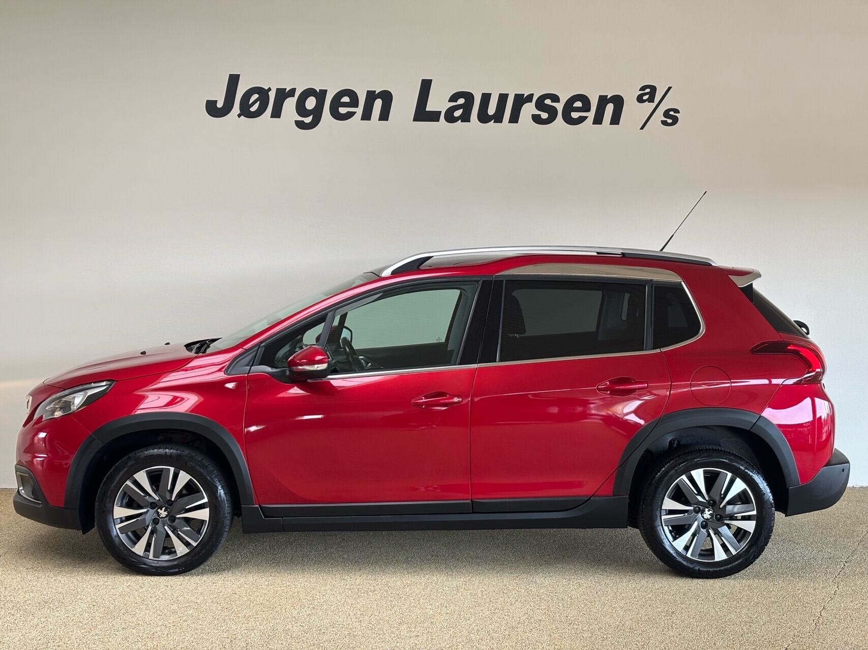 Billede af Peugeot 2008 1,6 BlueHDi Desire Sky 100HK