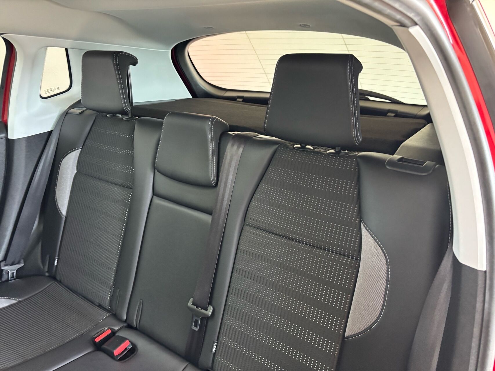 Billede af Peugeot 2008 1,6 BlueHDi Desire Sky 100HK