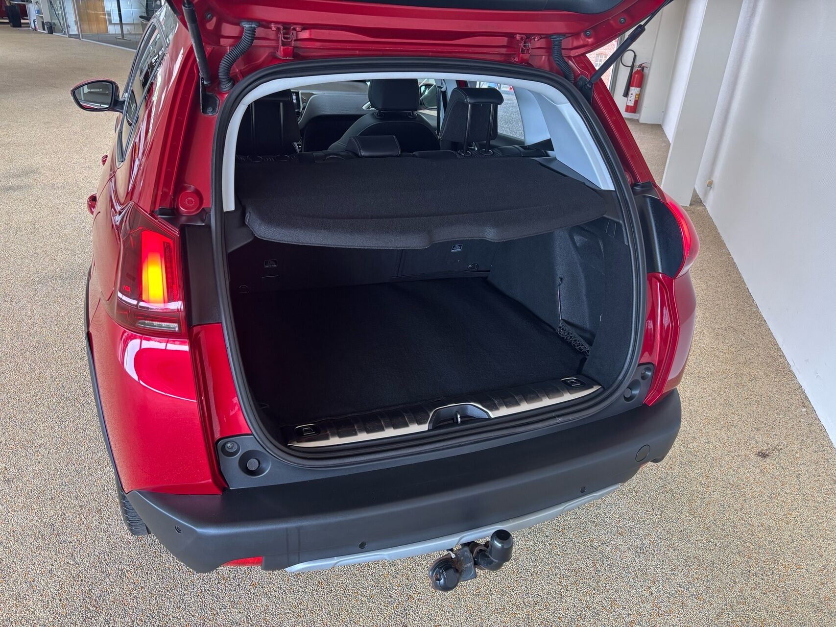 Billede af Peugeot 2008 1,6 BlueHDi Desire Sky 100HK